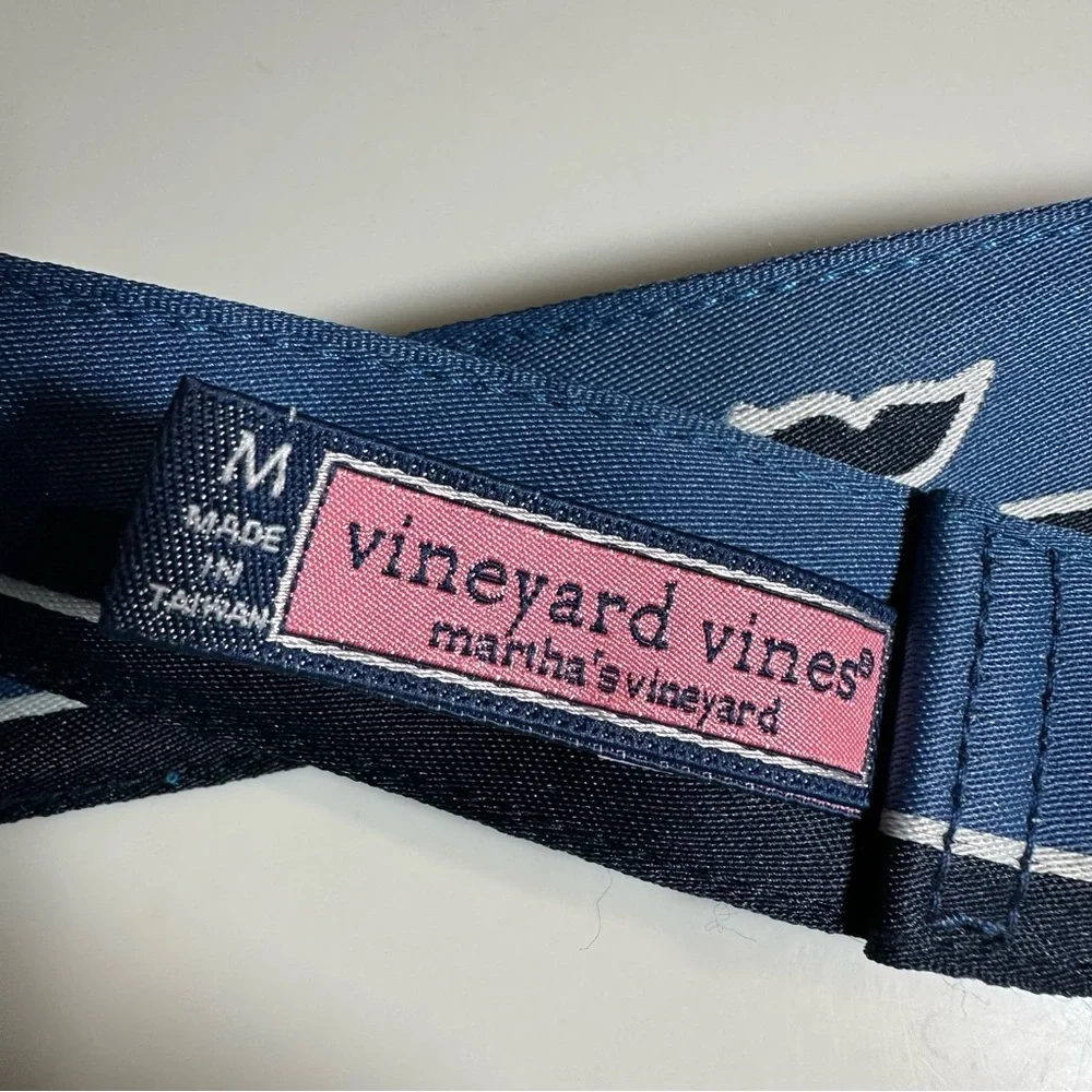 VINEYARD VINES Size M Boy's Blue WHALE LINE D-Ring Belt NWT